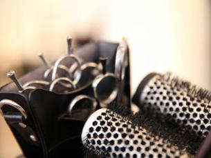 Experten Haare schneiden und färben